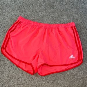 Adidas Run short - Coral